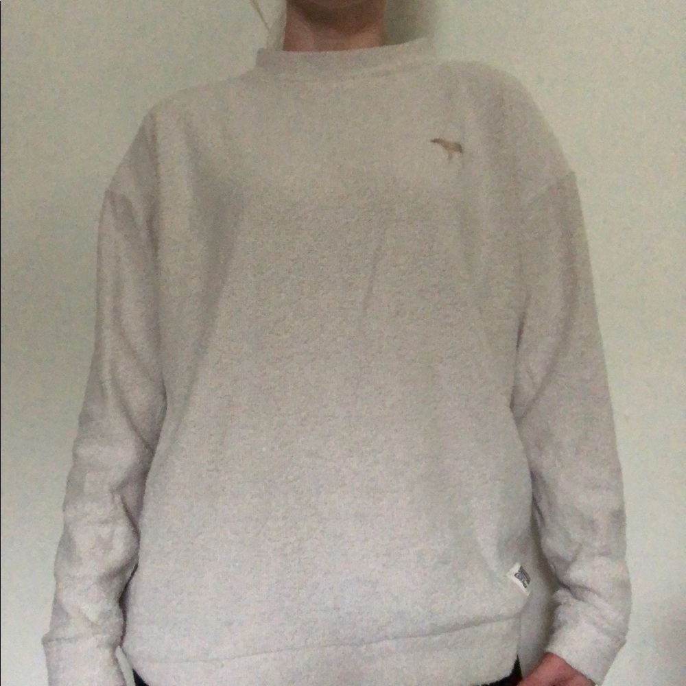 Cream VS sweater